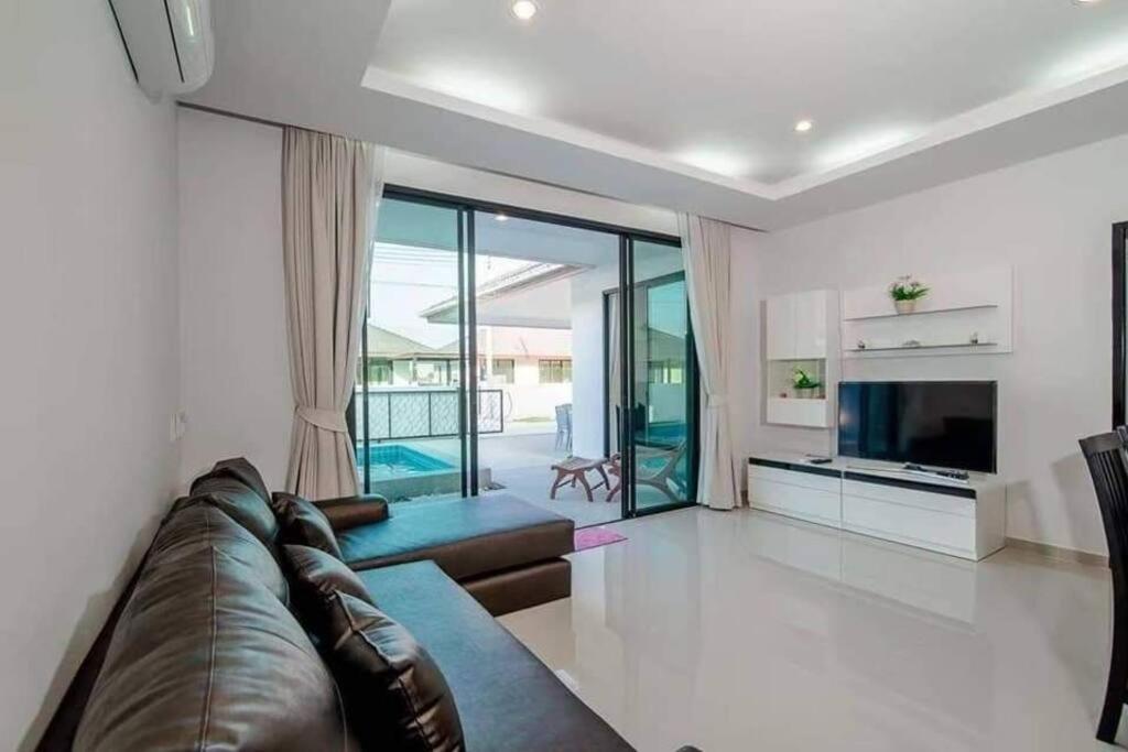 E Villa , Private Pool Villa For Your Family Χουά Χιν Εξωτερικό φωτογραφία